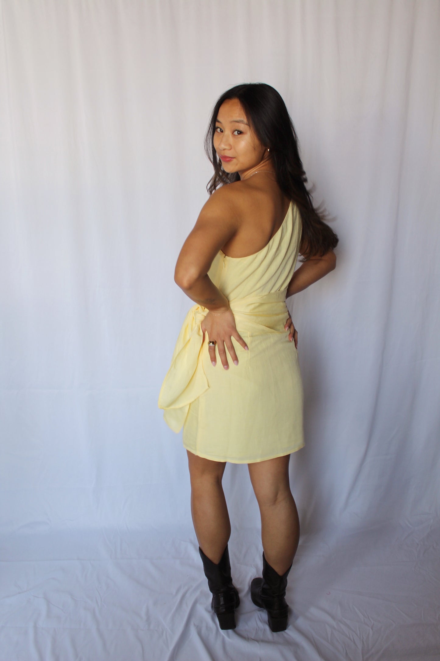 Birdie Linen Shoulder Tie Dress